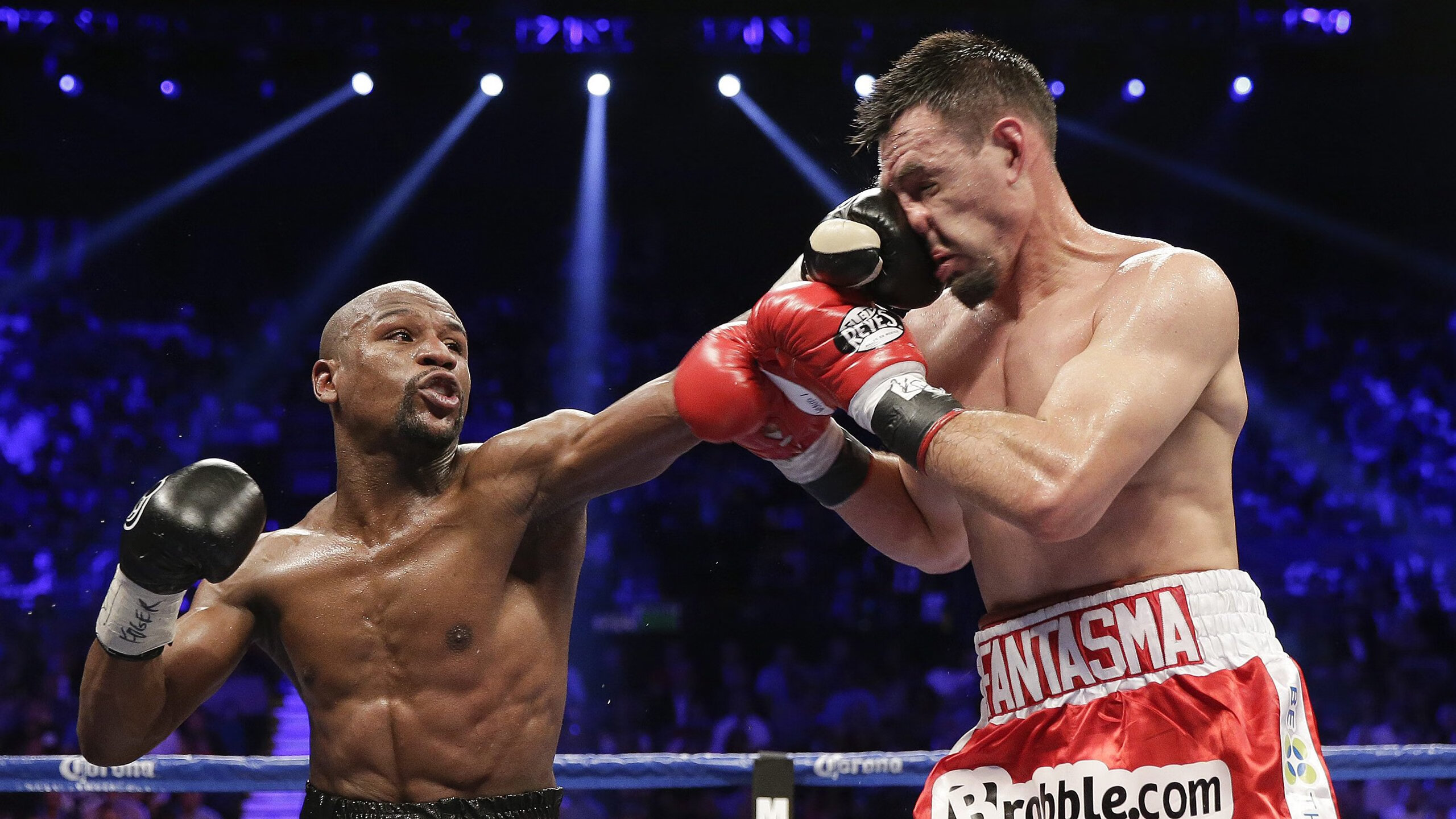 “历史回顾：联盟最激烈的总决赛瞬间”，lol总决赛历史