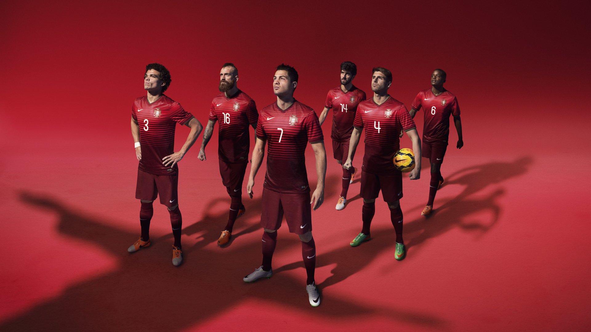 足球爱好者参与度调查结果发布，足球爱好者 排球爱好者 篮球爱好者